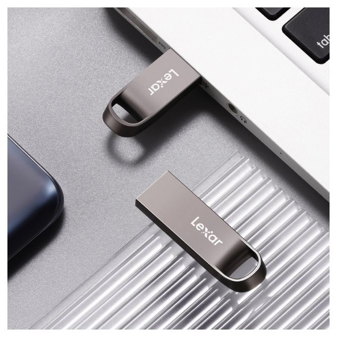 فلاشة ليكسار JumpDrive E21 سعة 64 جيجابايت معدنية USB لتخزين ونقل الملفات